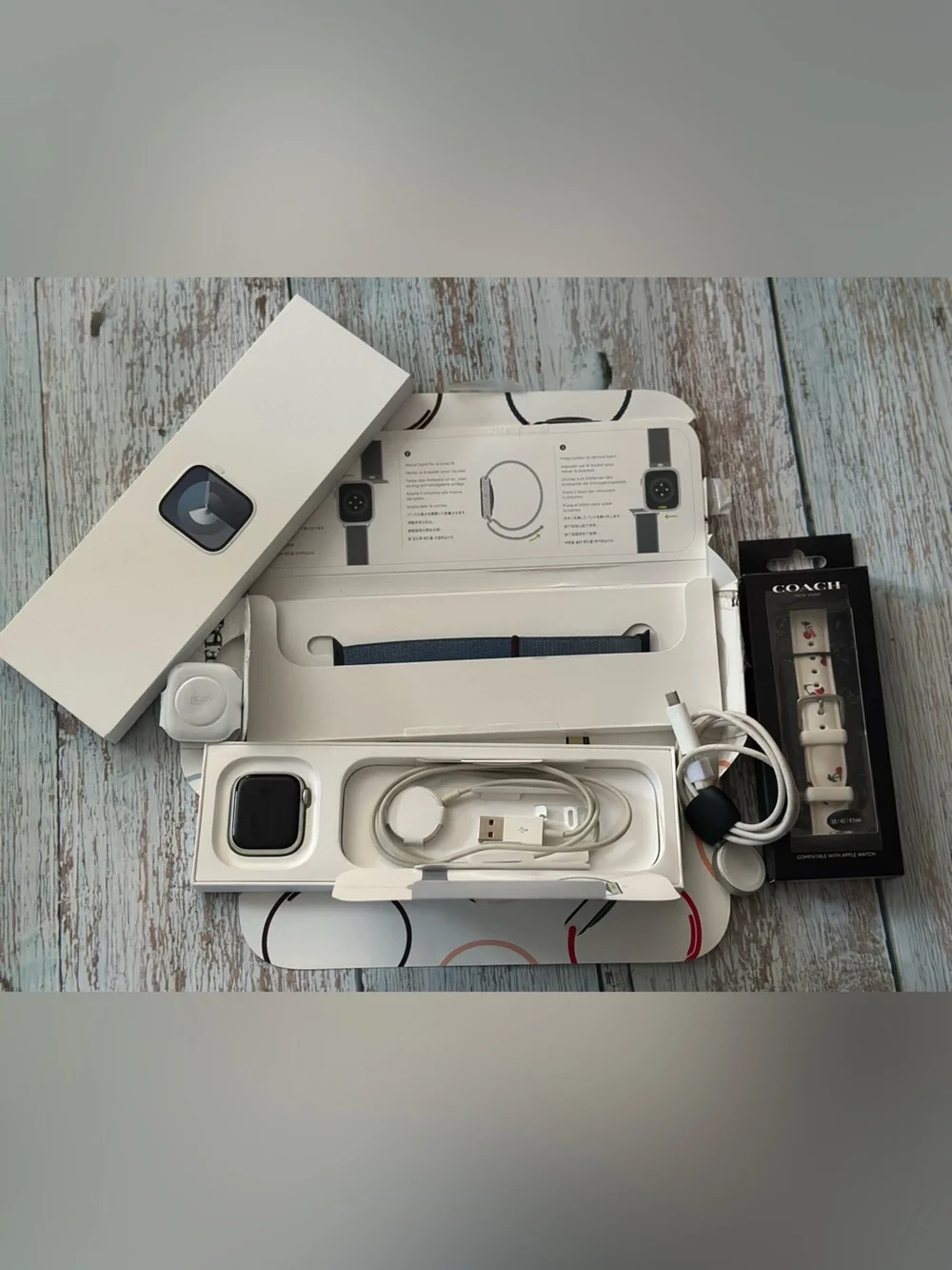 Apple like new